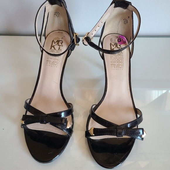 MRKT Market Heeled Sandals - Picture 6 of 8